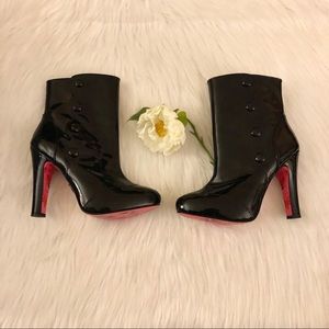 Betsey Johnson”Luca”Patent Leather Snap Bootie-6